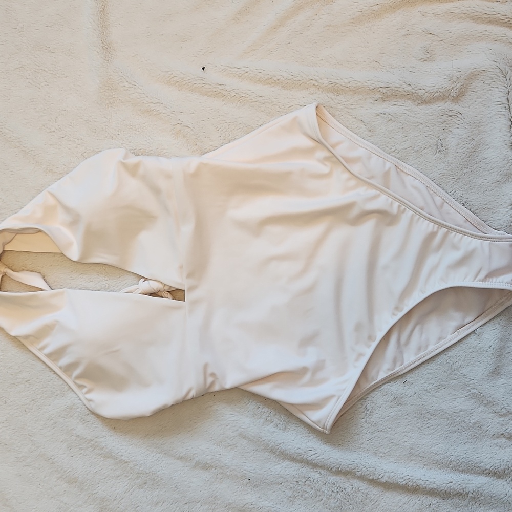 NWOT Shade & Shore Ivory Cream One Piece Swimsuit Women's Size Medium - Picture 5 of 5